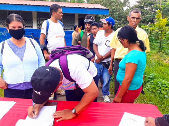 firmas-carazo-cadena-perpetua